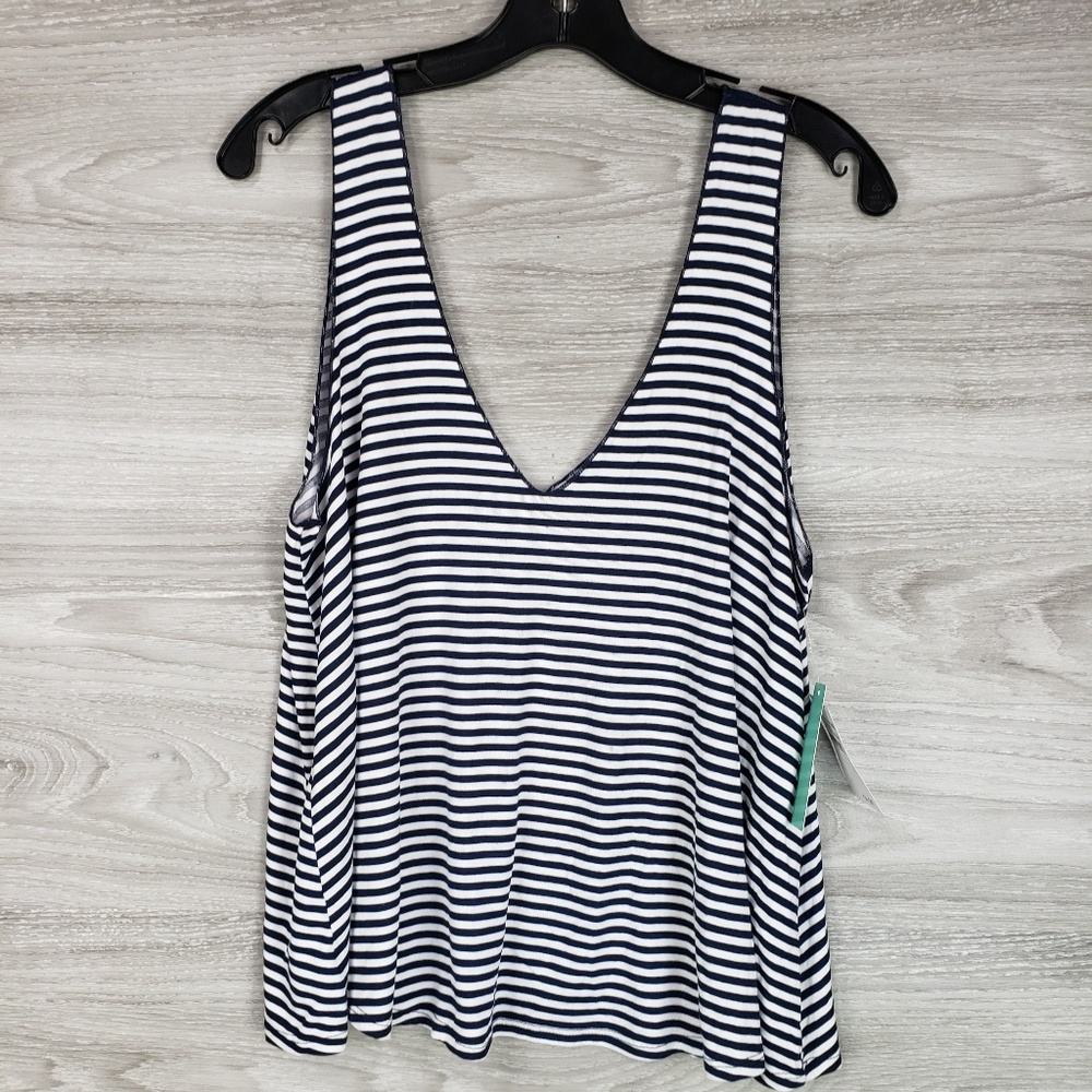 Abound Vneck blue and white stripes
